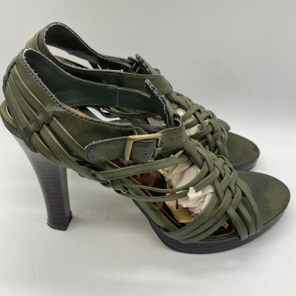EUC Dollhouse Green Strappy Heels Size 8
